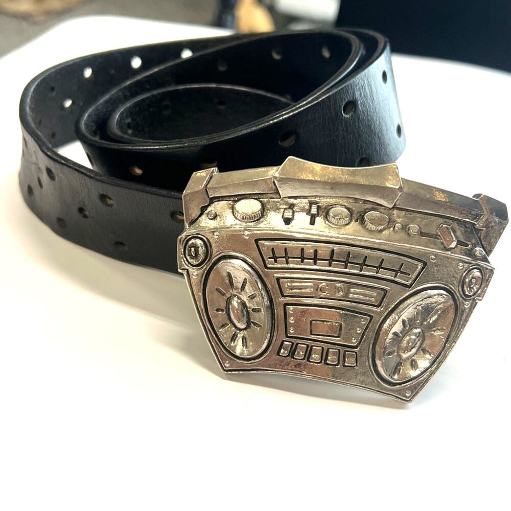 Vintage 90'S Retro Belt silver boombox belt buckle speaker boombox 36" M